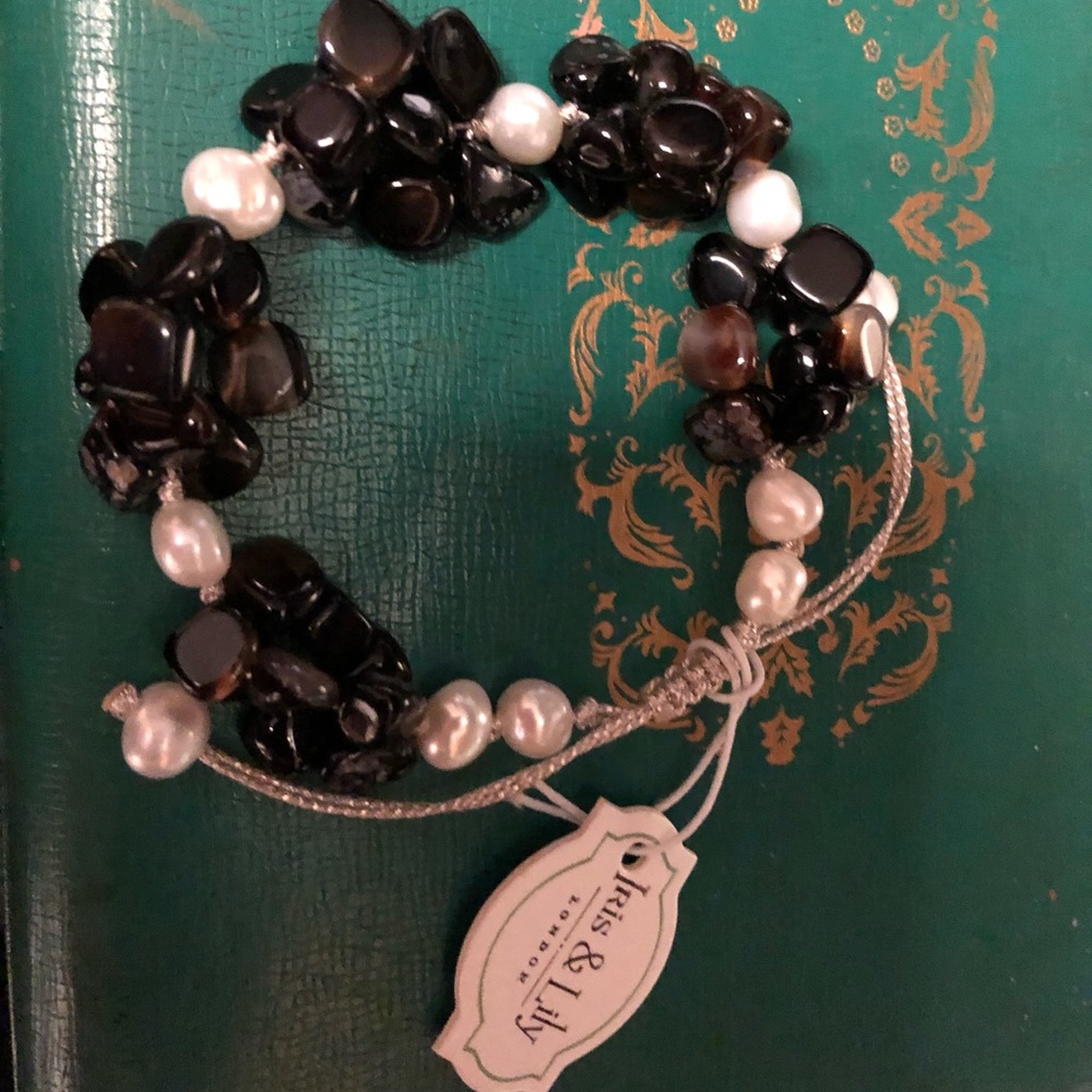 Iris & Lily Agate & Pearl Bracelet- 505 $30 or $25 w/offer
